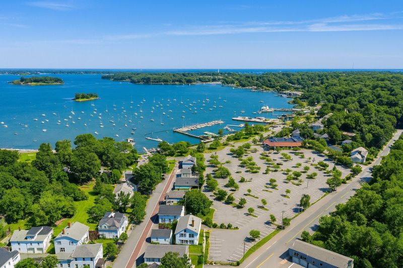 Best Bathroom Remodeling pros in Lorton, VA